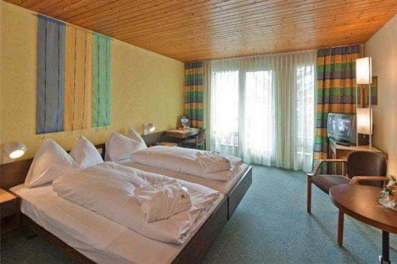 Hotel Metropol Saas Fee Szoba fotó