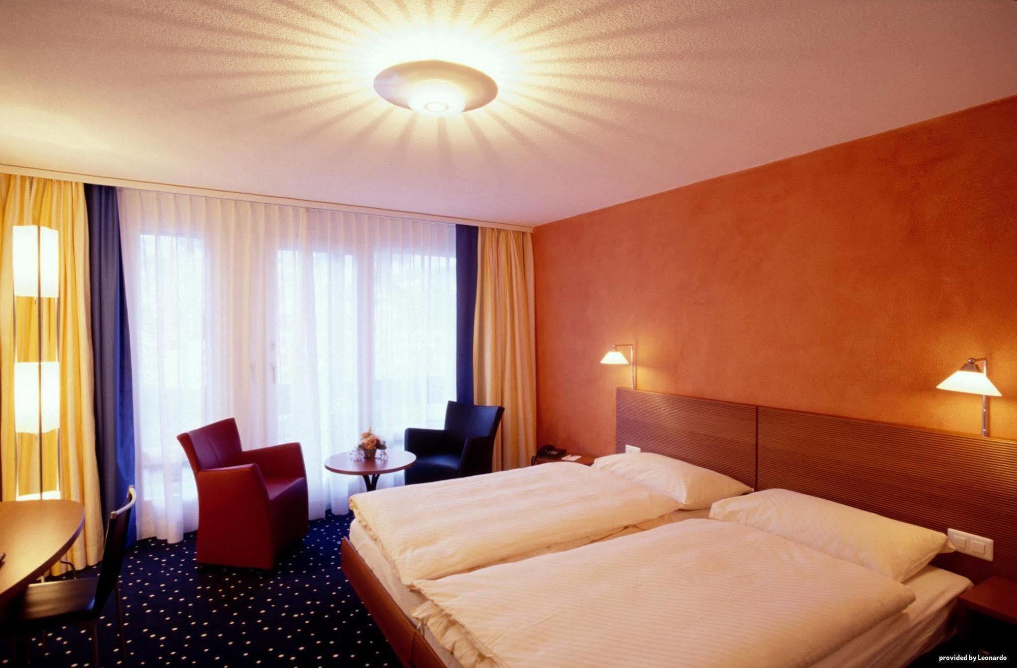 Hotel Metropol Saas Fee Szoba fotó